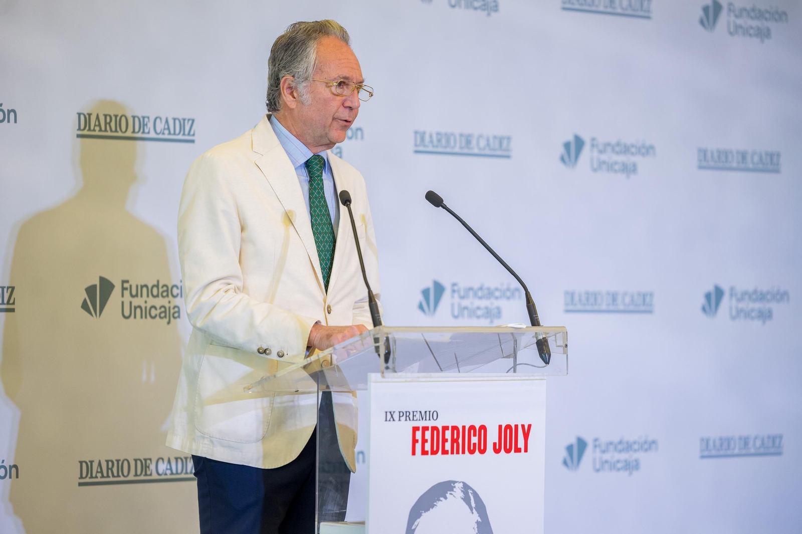 Las imágenes de la entrega del IX Premio Federico Joly a José Bohórquez Mora-Figueroa en Cádiz