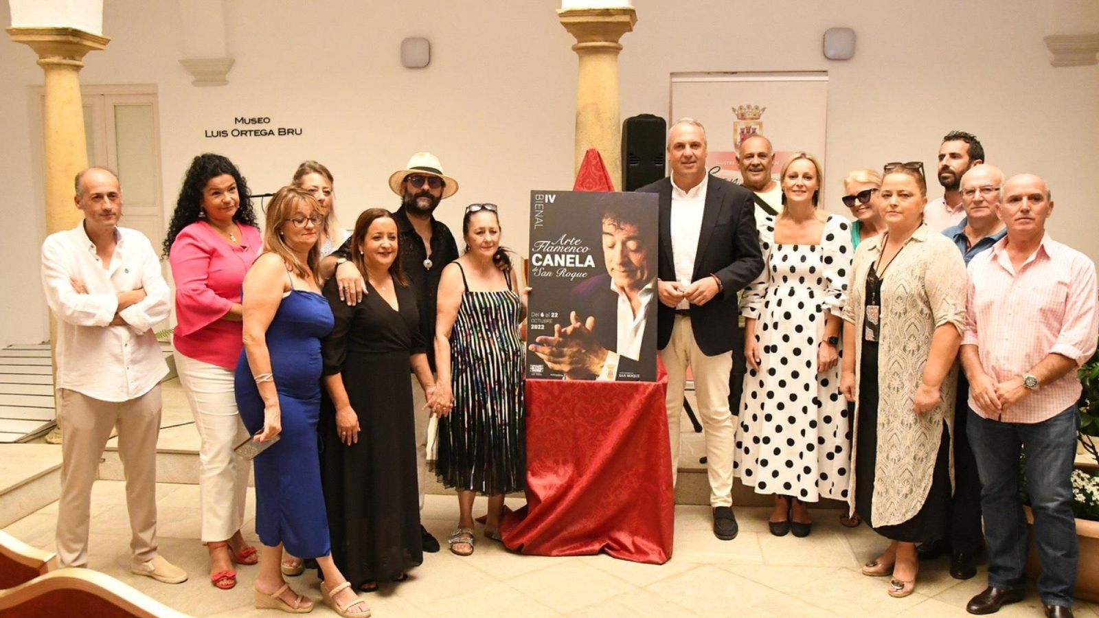 Autoridades y familiares de Canela se San Roque, en la presentación