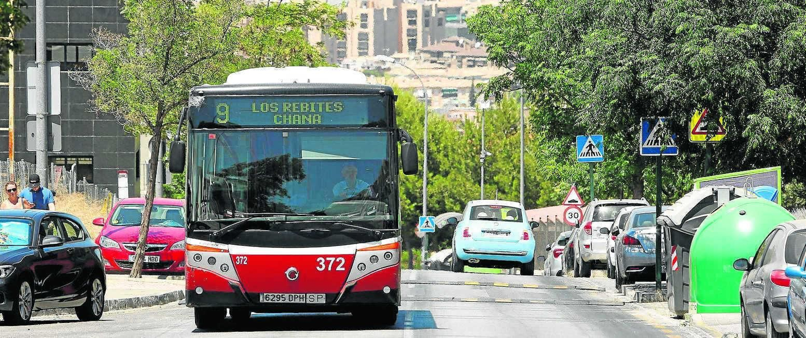 La línea 9 que conecta Los Rebites con La Chana.