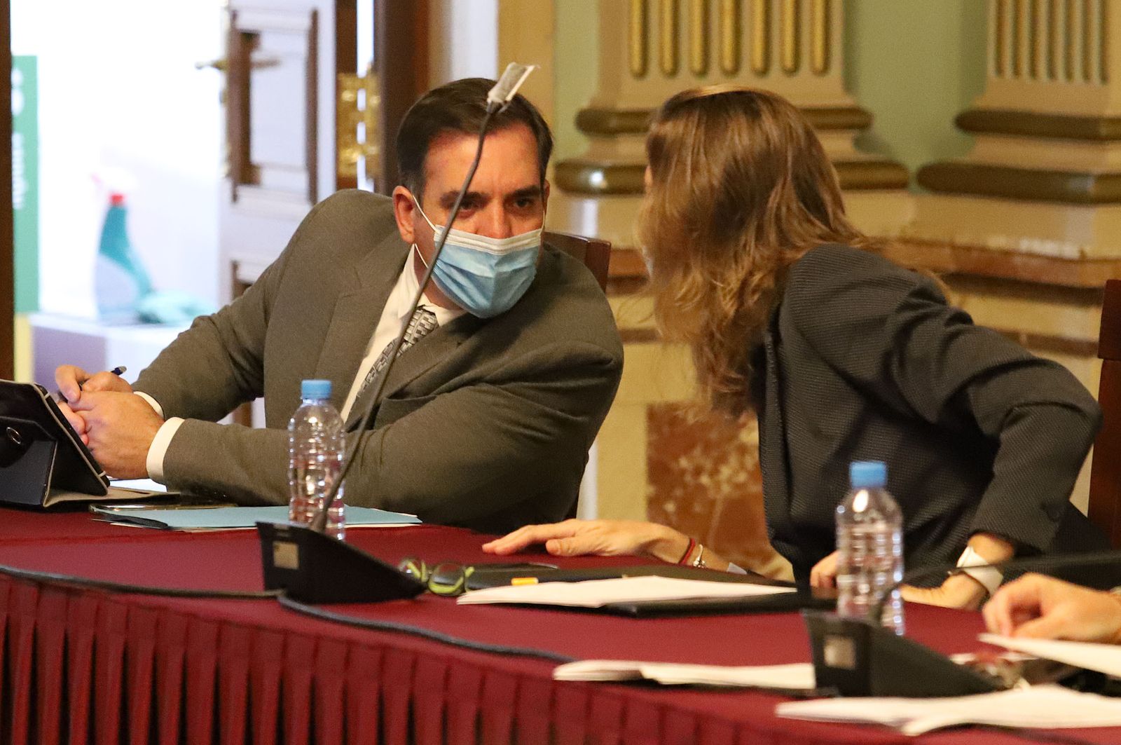 Imágenes del pleno celebrado en el Ayuntamiento de Huelva