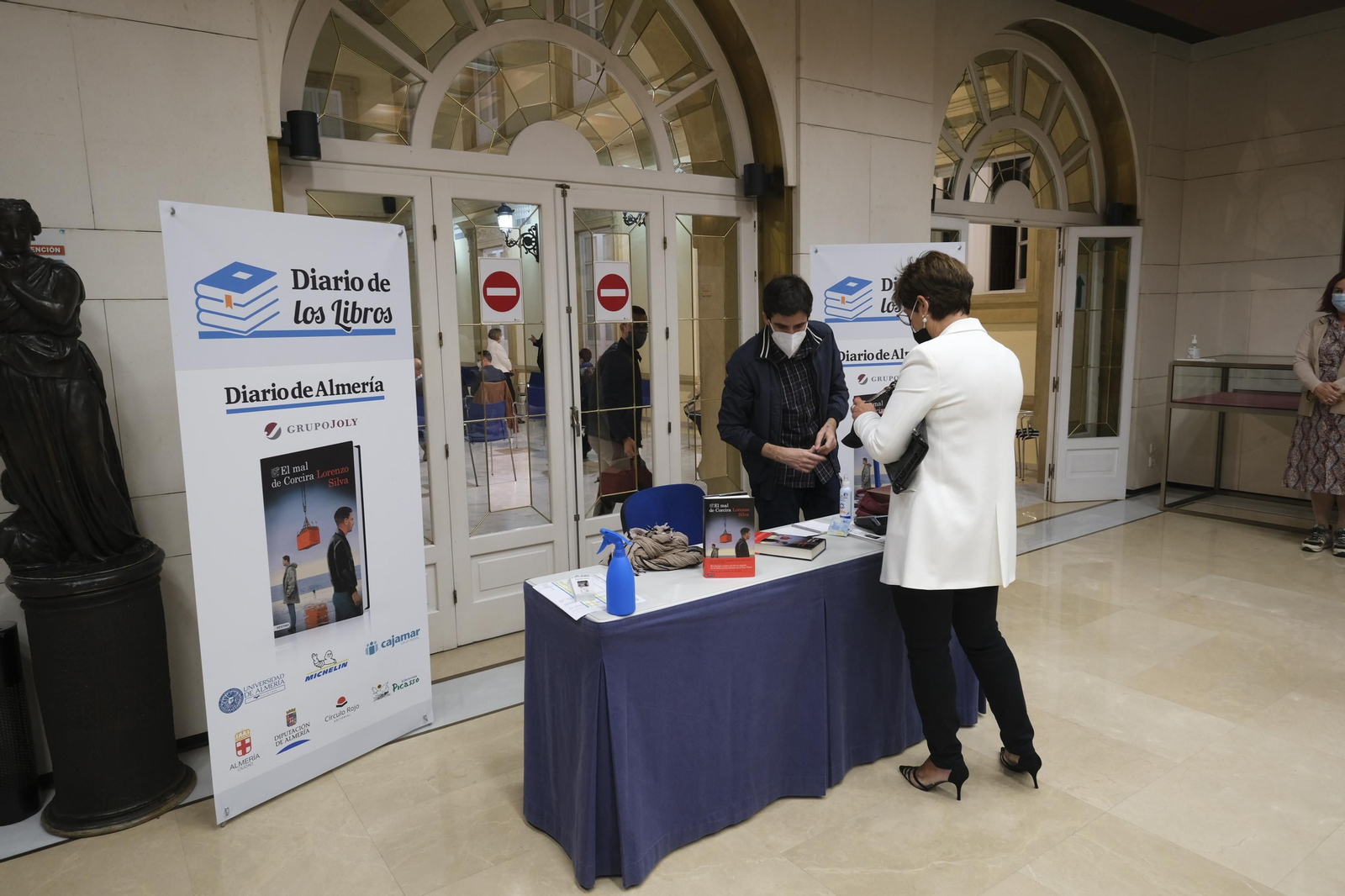 Fotogalería El Diario de los Libros. Lorenzo Silva.