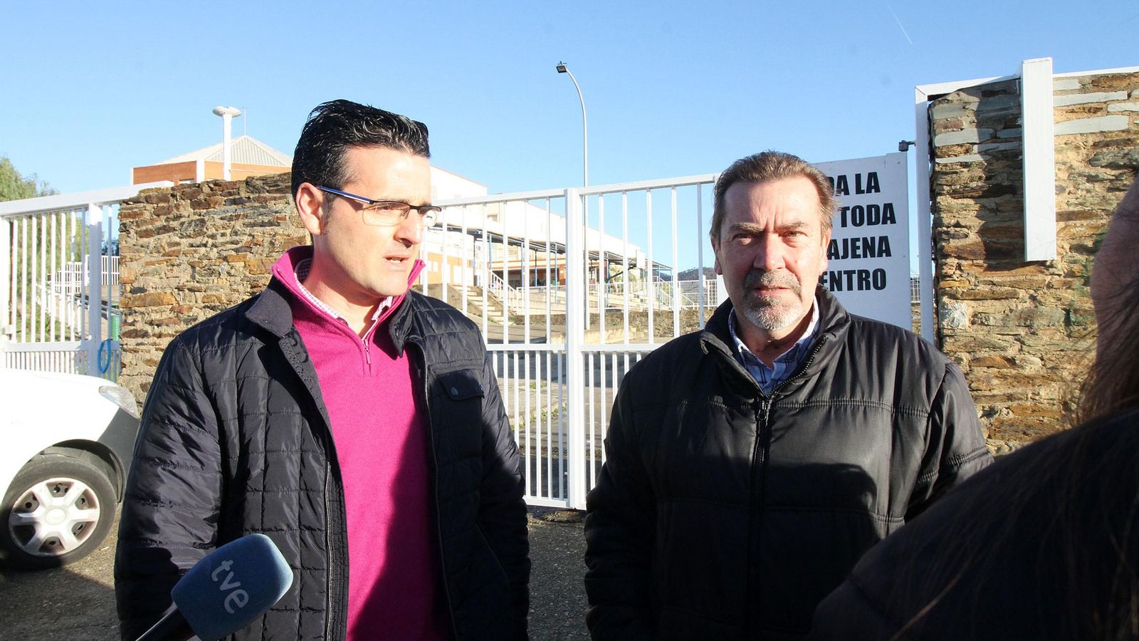 Jacob Aparicio, vicedirector del instituto e Isidoro Romero, director del IES Vázquez Díaz.