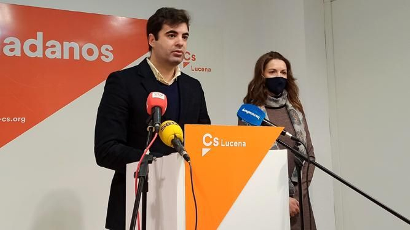 Jesús López y Araceli García, concejales de Ciudadanos en Lucena.