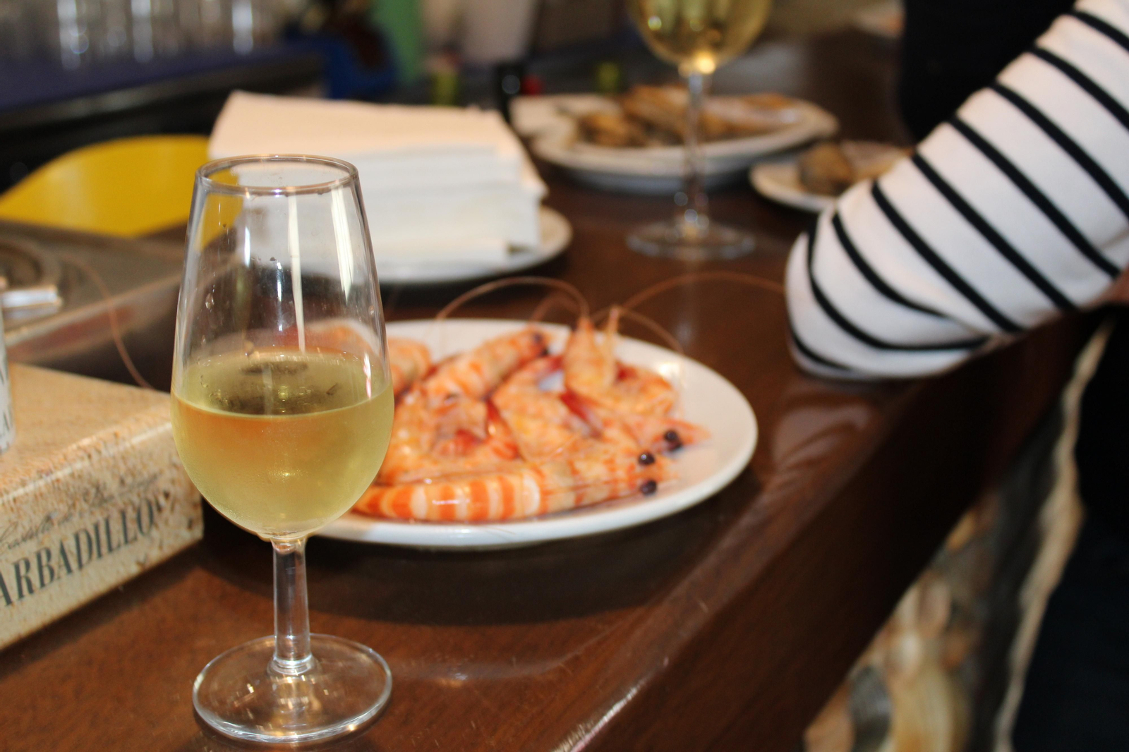 Paseo marítimo de Bajo Guía en enero de 2024: 'Abarrotao'