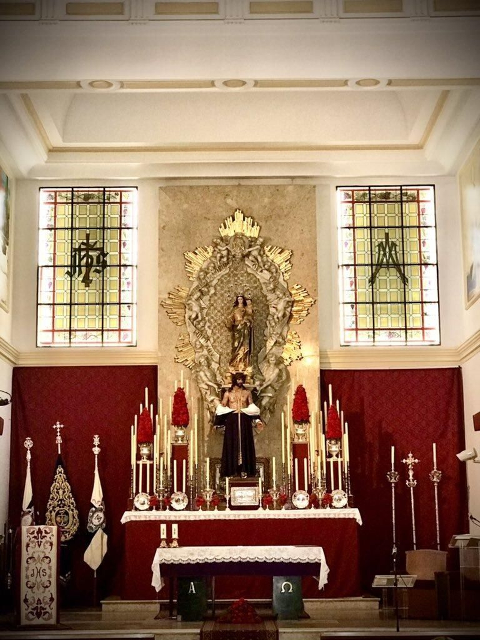 El Despojado, en el altar mayor del santuario con motivo de sus cultos cuaresmales.