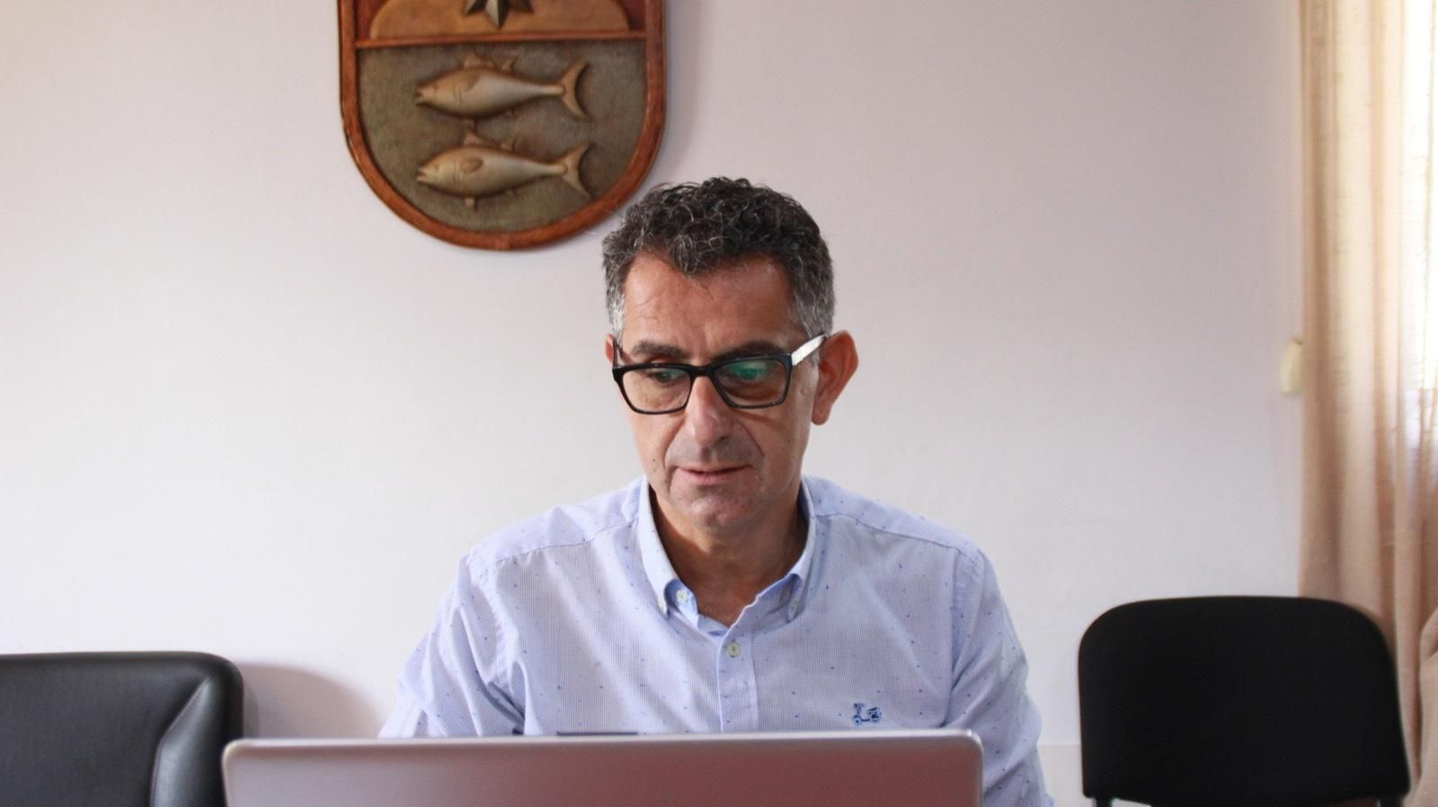 Miguel Molina, alcalde de Barbate.