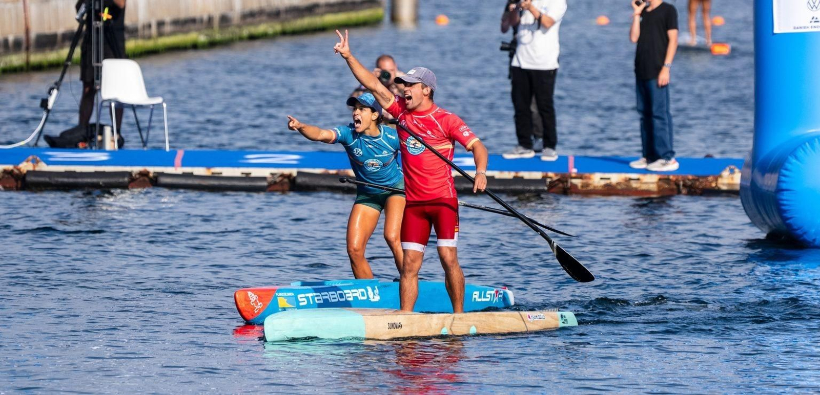 Una imagen del equipo nacional de paddle surf.