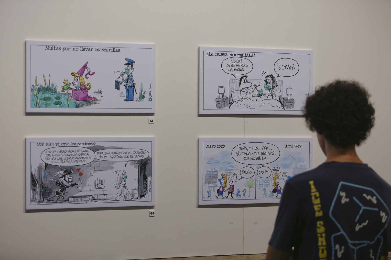 Exposición de viñetas de Miki y Duarte (fotos)