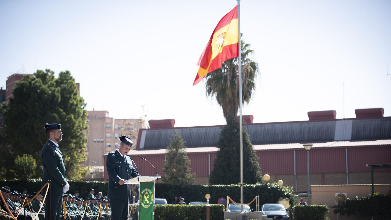 El coronel Arteaga Manzano durante su discurso en la Comandancia de Granada