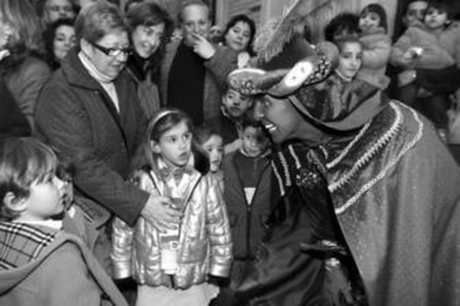 El Heraldo Real, encarnado por Alesia Benvenutti, entregaba caramelos y recibía cartas.