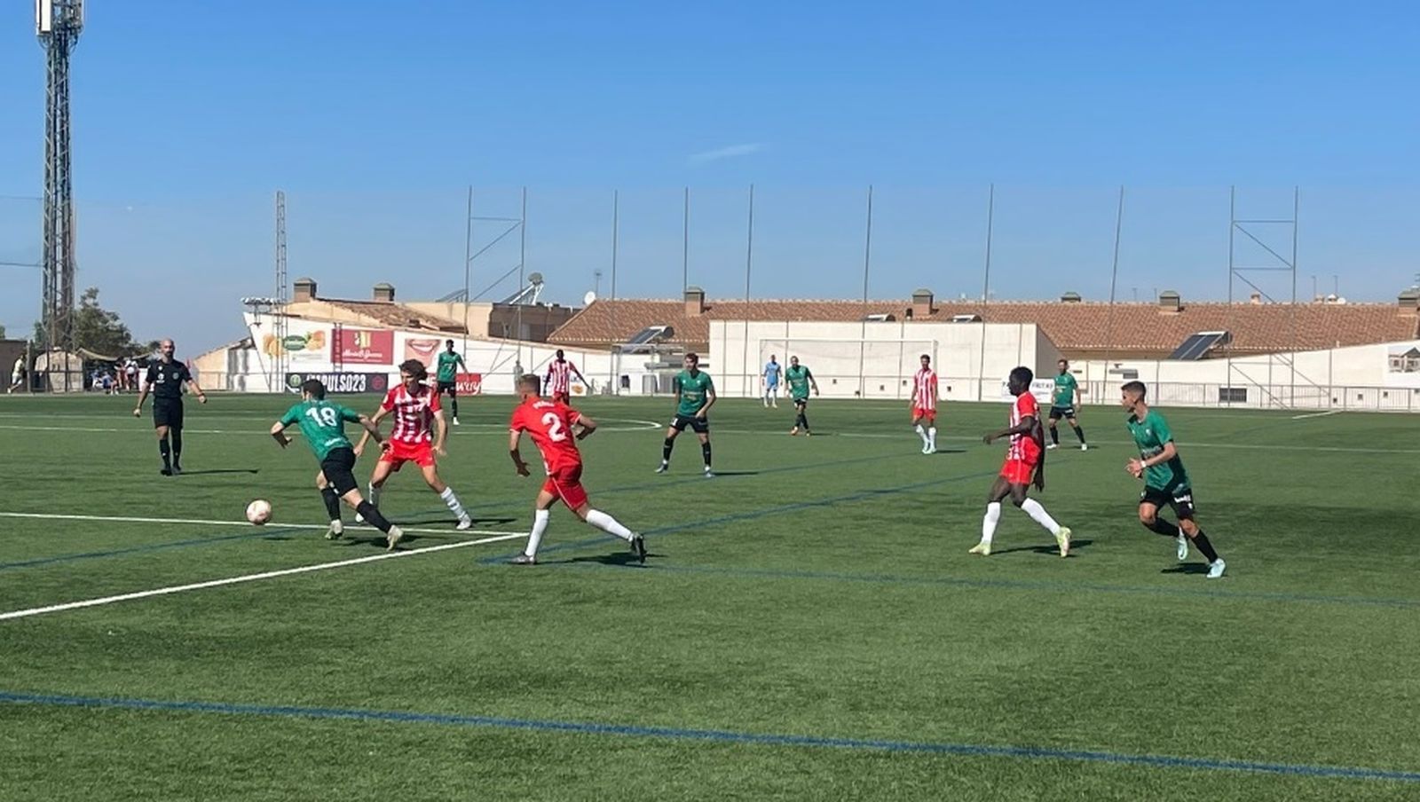 El conjunto granadino logra su primer triunfo de la temporada