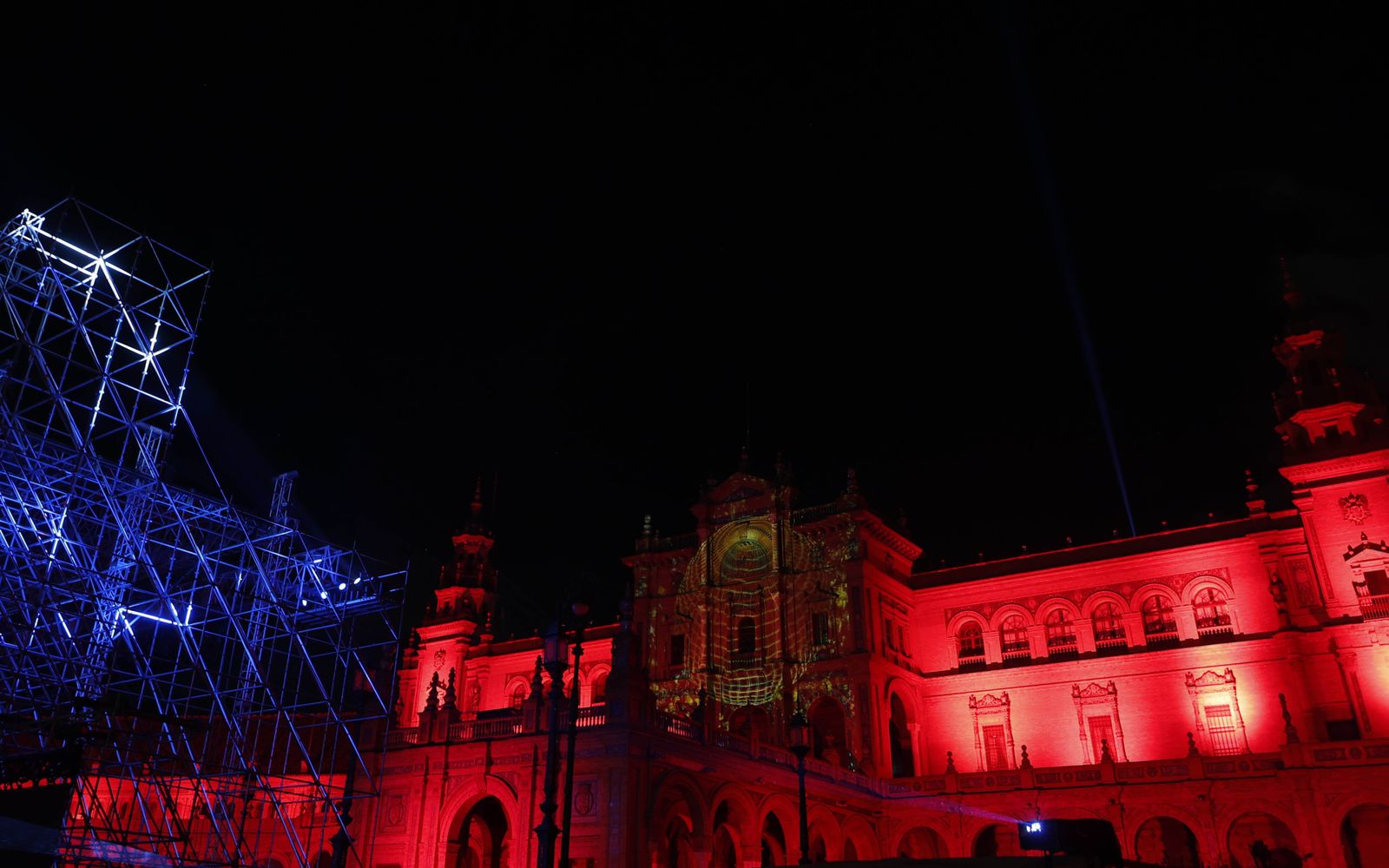 El espectáculo de luces y sonido de ICÓNICA en imágenes