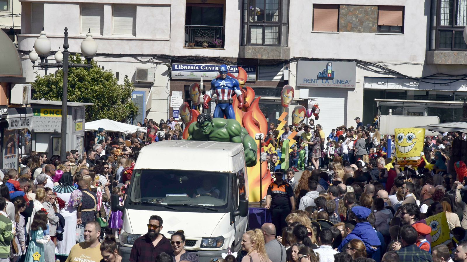 Cabalgata de Carnaval en La Línea en imágenes