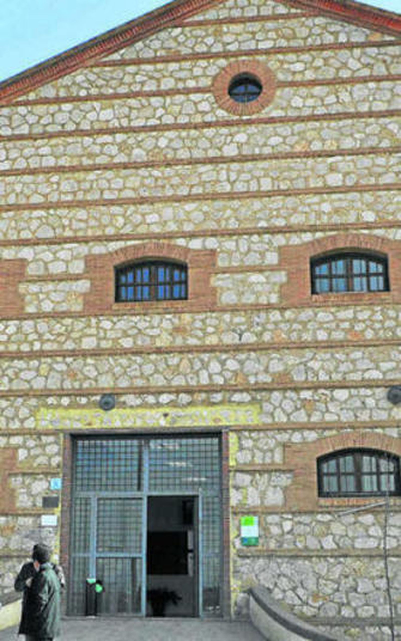 Edificio de la Escuela Internacional de Turismo, antigua azucarera.