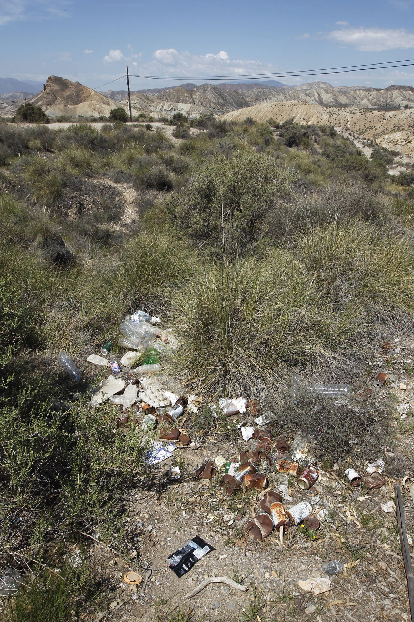 Fotogalería basura en el Desierto de Tabernas