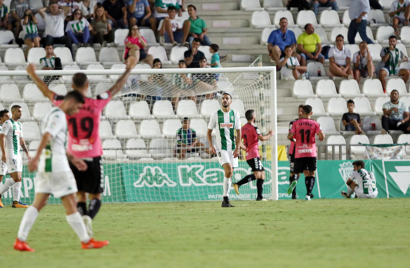 Las imágenes del Córdoba-Tenerife de Copa