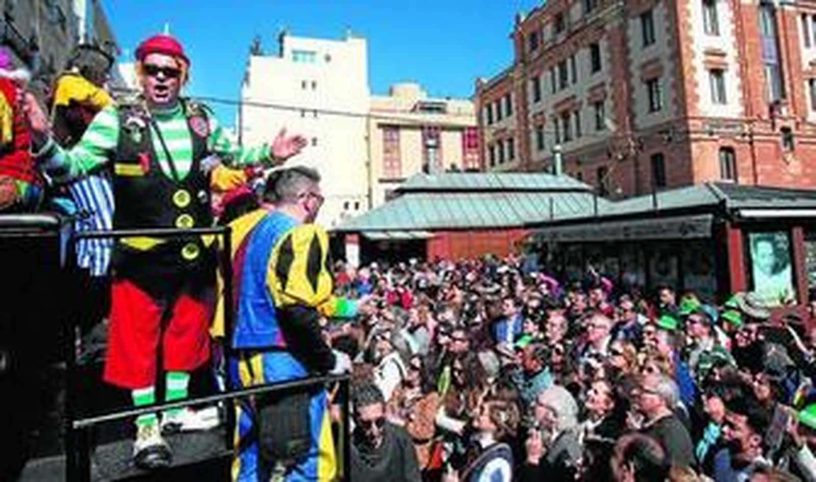 'La Viña en guerra', el último coro que la entidad presentó en el Carnaval de 2015.