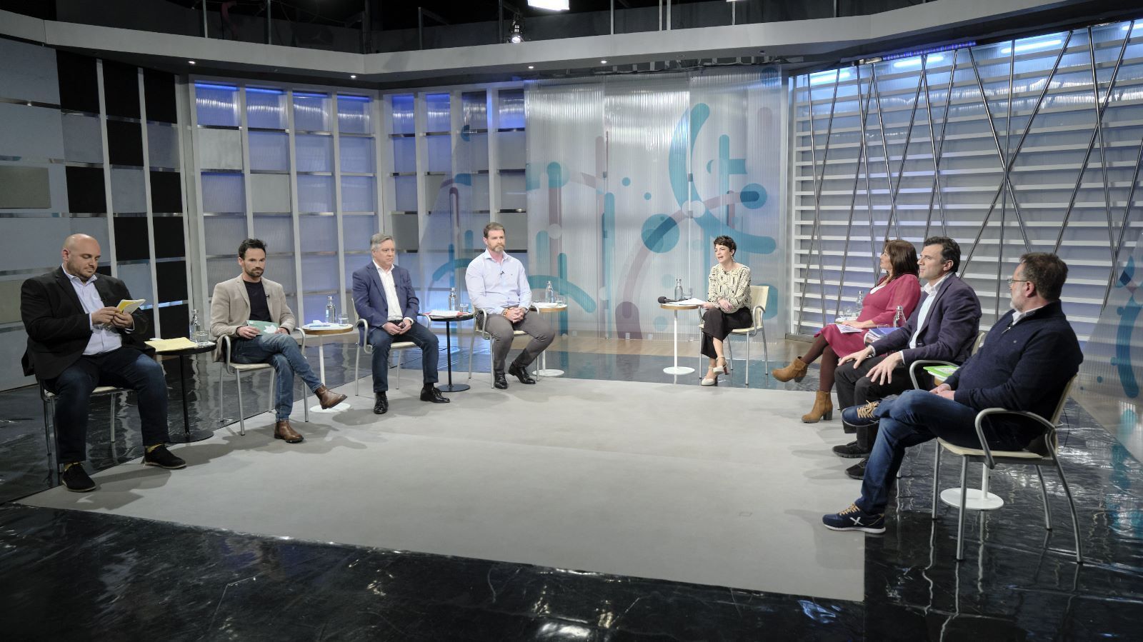 El debate de los candidatos a la alcaldía de Cádiz, en imágenes
