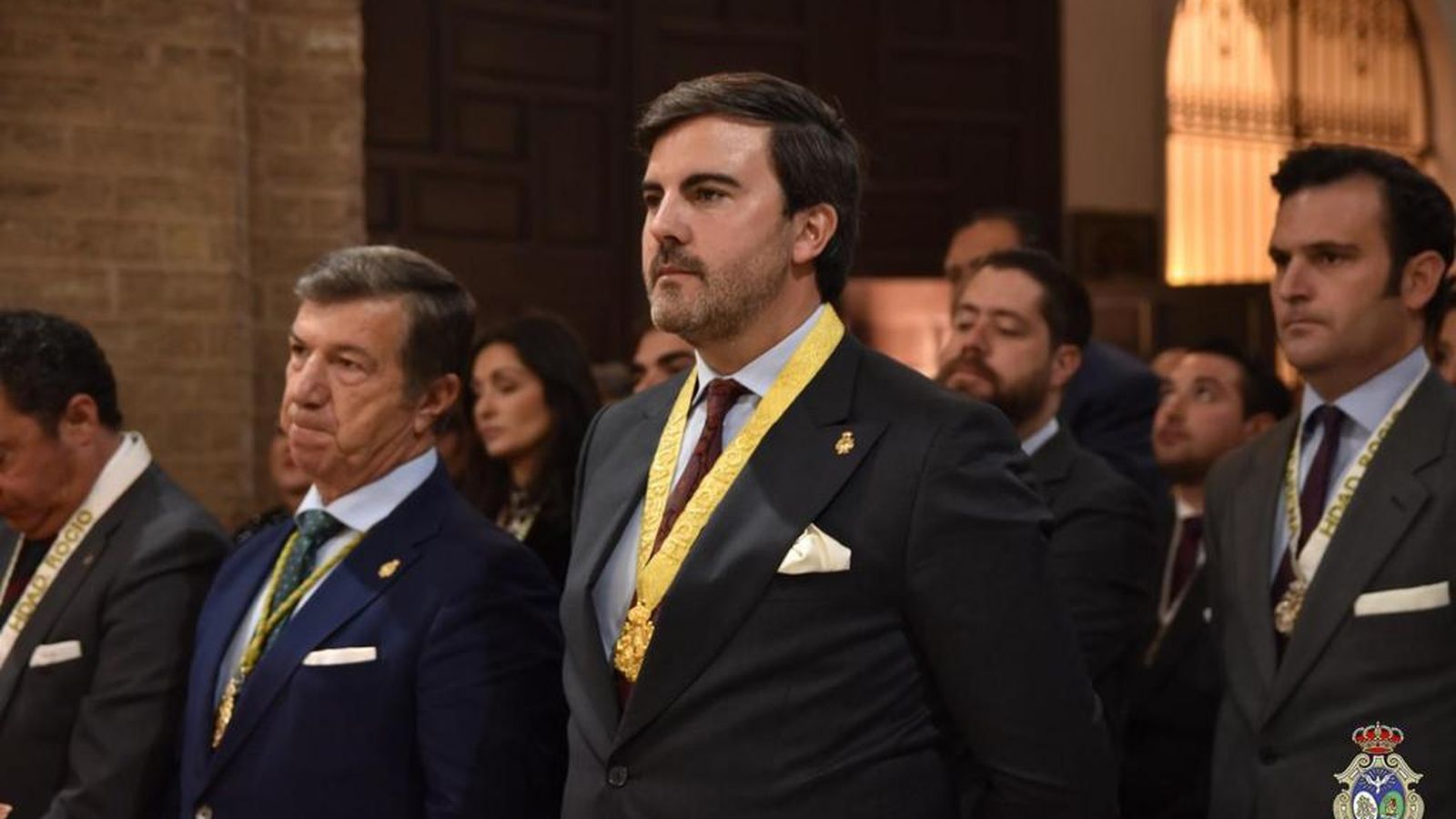 Niebla del Toro toma posesión del cargo