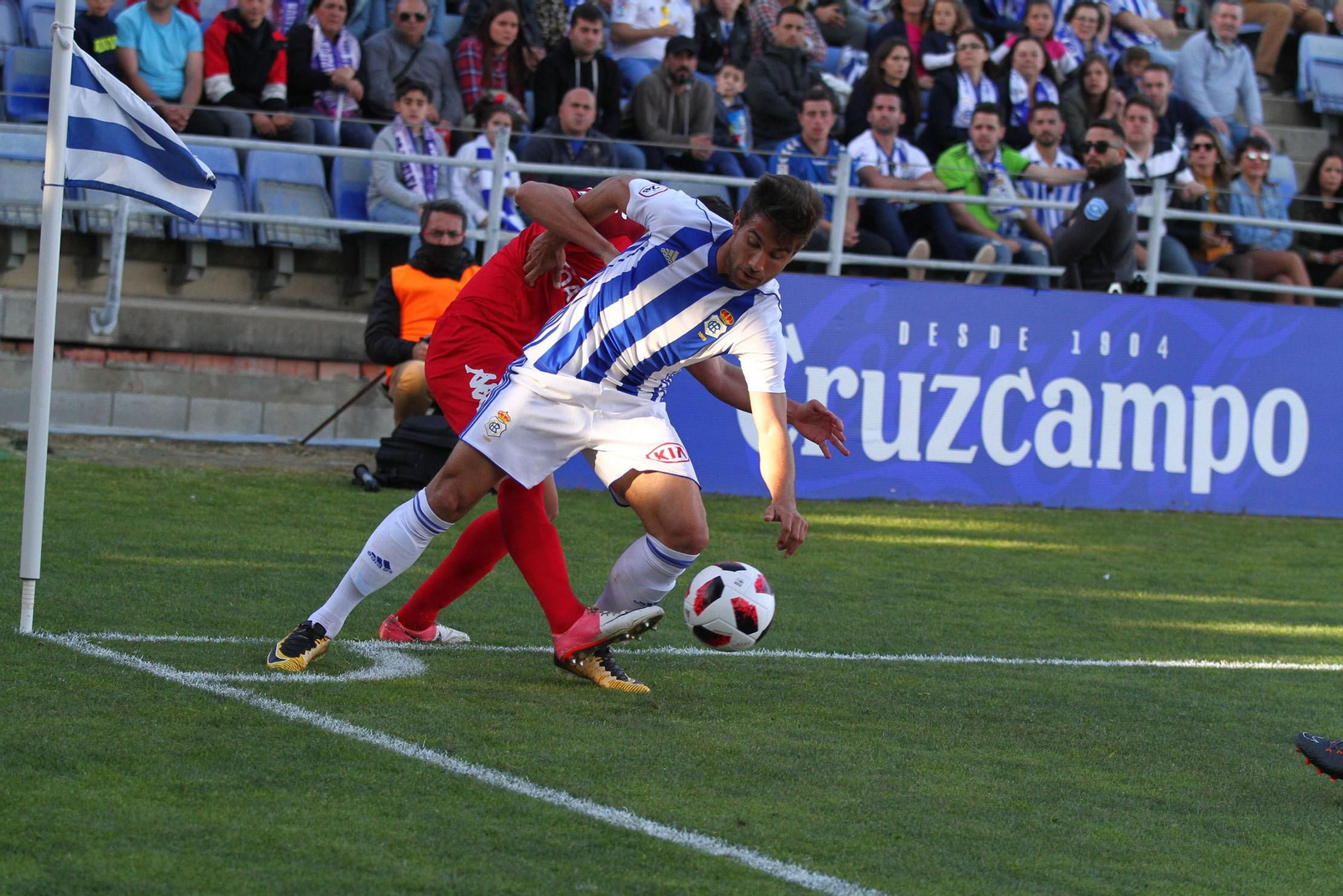 Imágenes del encuentro entre el Recreativo de Huelva y el San Fernando