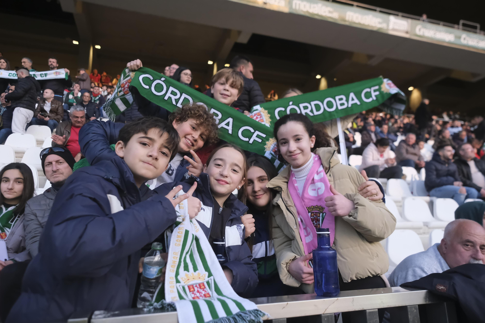 Córdoba CF - Real Madrid Castilla: Las fotos del ambiente en El Arcángel Córdoba CF - Real Madrid Castilla: Las fotos del ambiente en El Arcángel