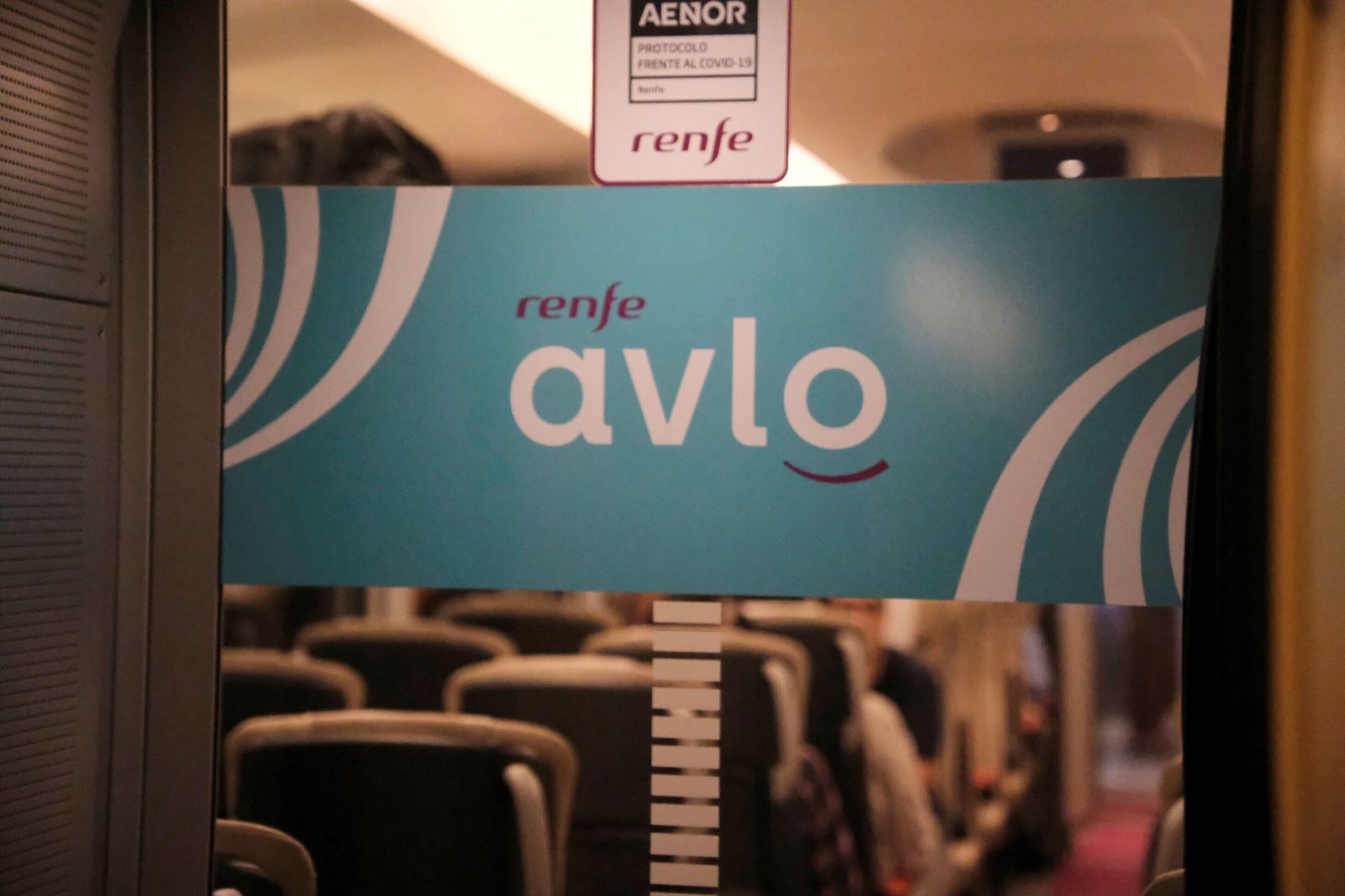 Los trenes Avlo comienzan a circular por Córdoba, en imágenes