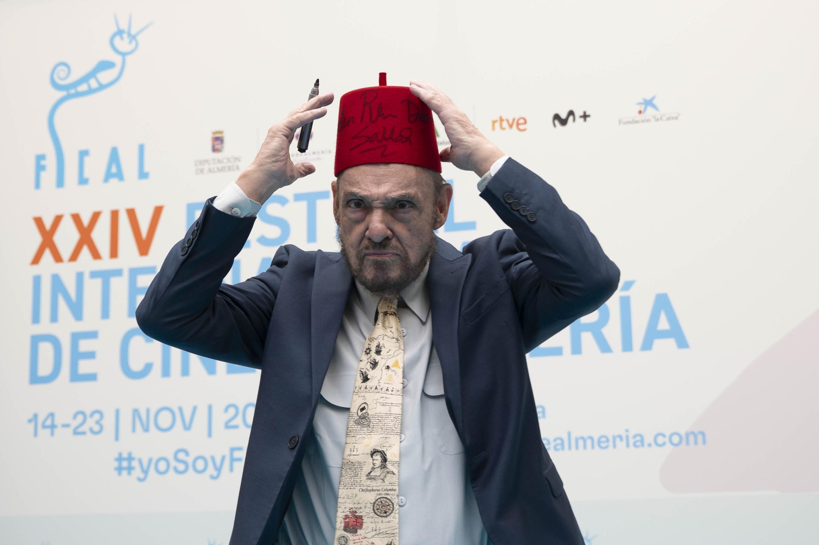 La estrella a JOHN RHYS-DAVIES luce en el paseo de la fama de Almería