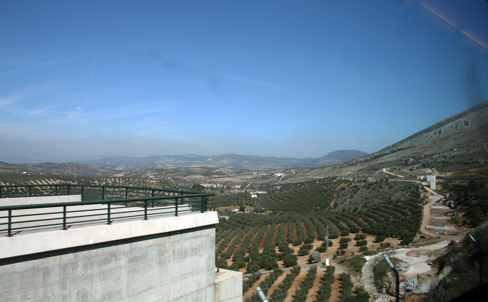 Imagen reciente de las obras del viaducto de Riofrío iniciadas en febrero después de estar paralizadas desde 2016.