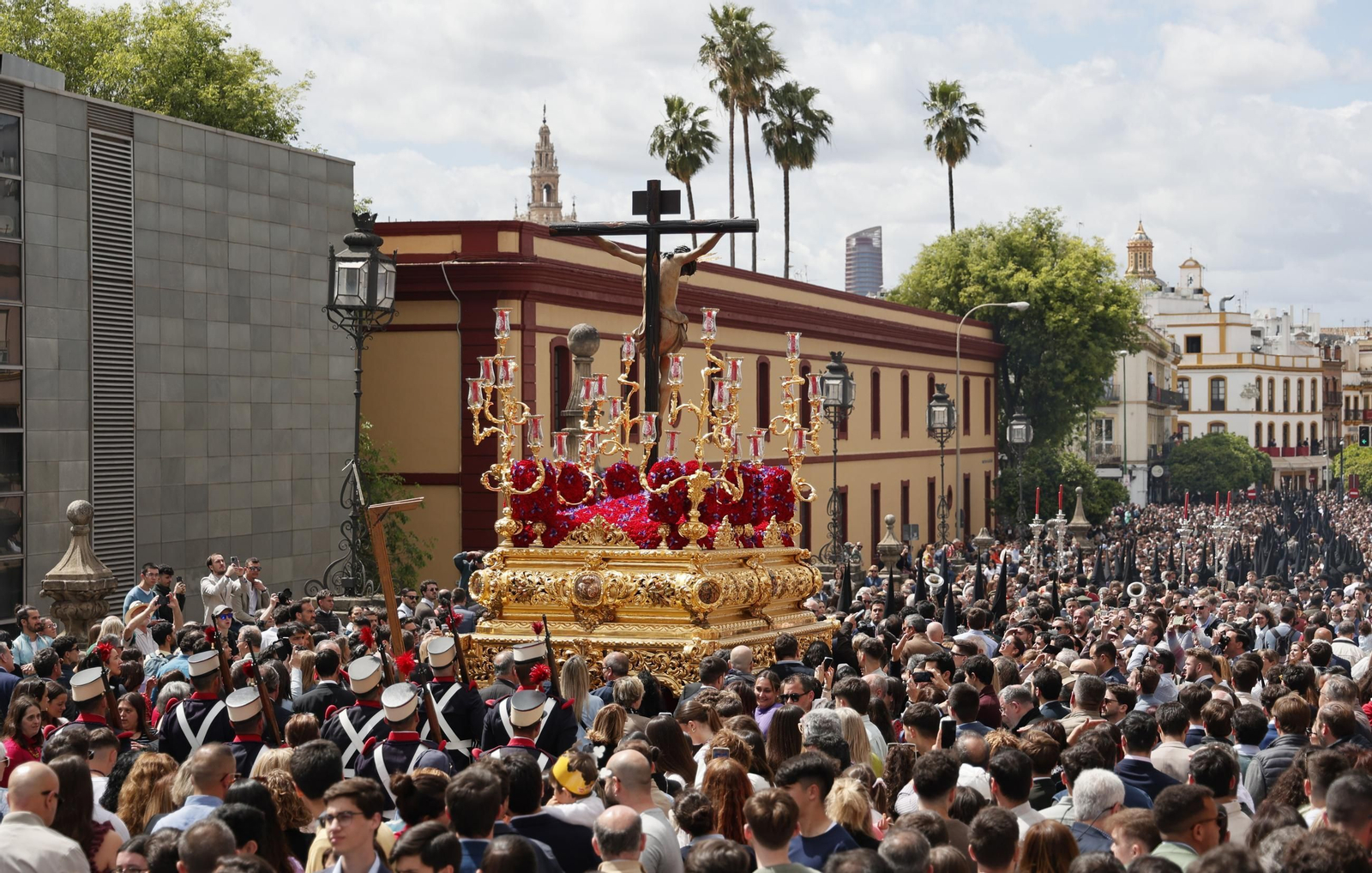 La Hermandad de San Bernardo en la Semana Santa de Sevilla 2025
