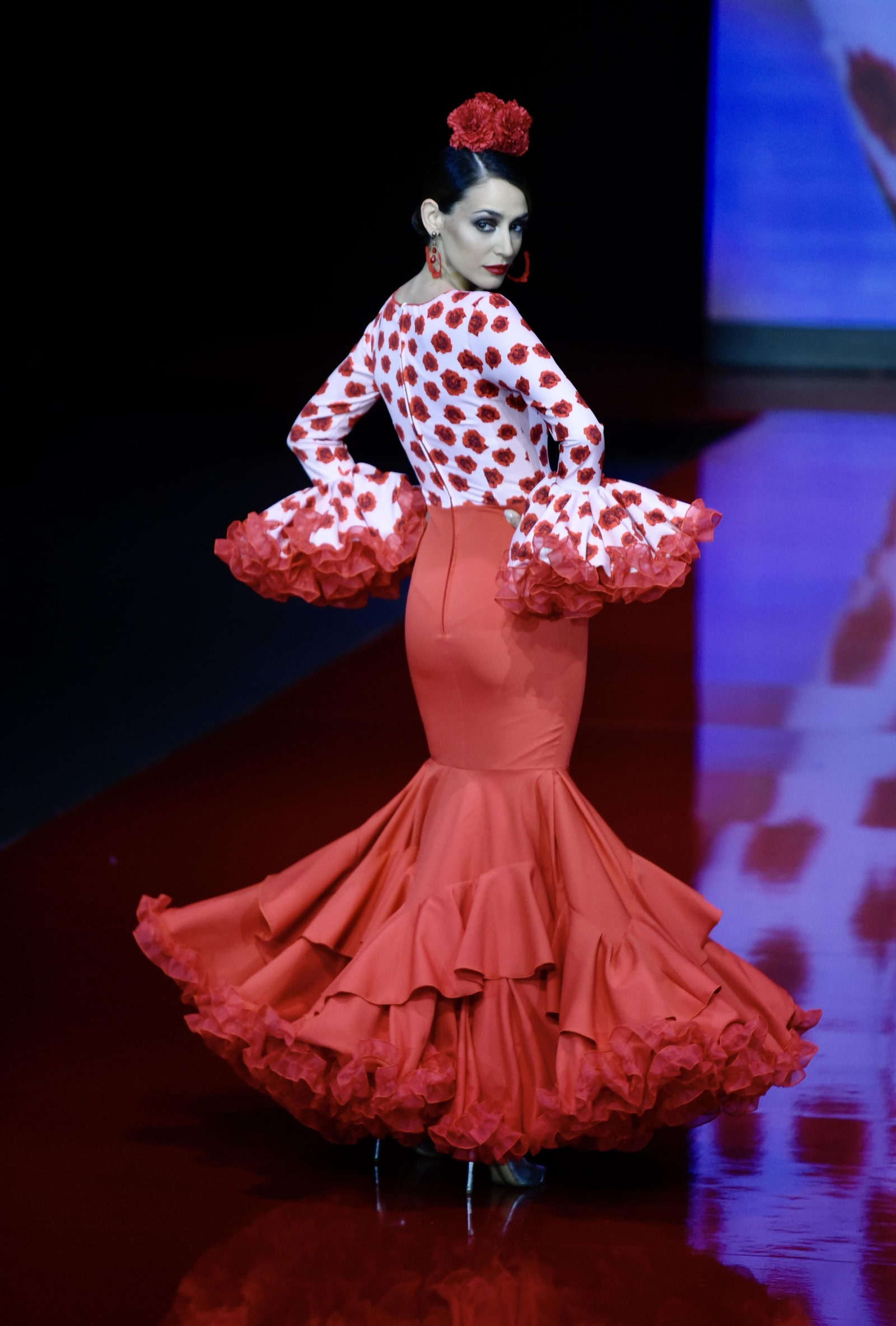 El desfile de Leticia Lorenzo en SIMOF 2022, todas las fotos