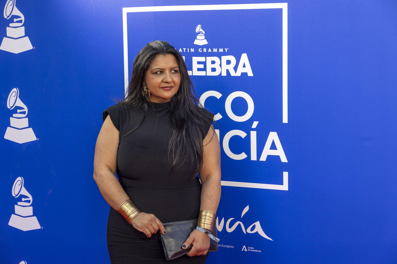 Las imágenes de la alfombra roja en el Falla con el homenaje de los Latin Grammy a Paco de Lucía