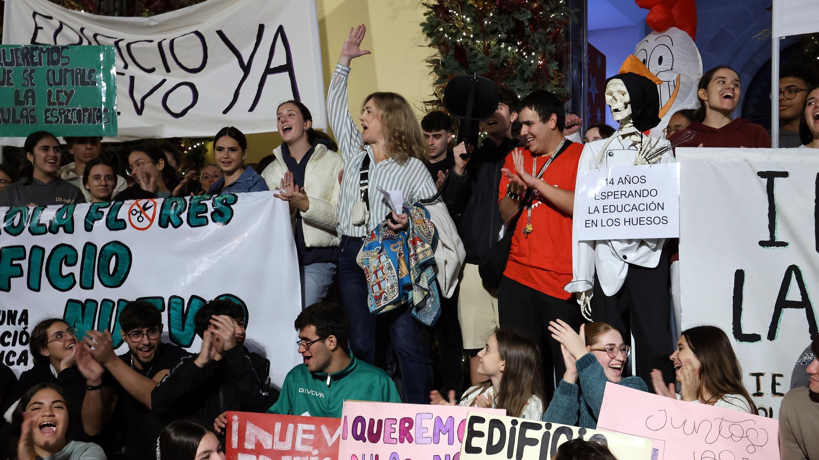 Imágenes de la manifestación del IES Lola Flores contra las prefabricadas en Jerez