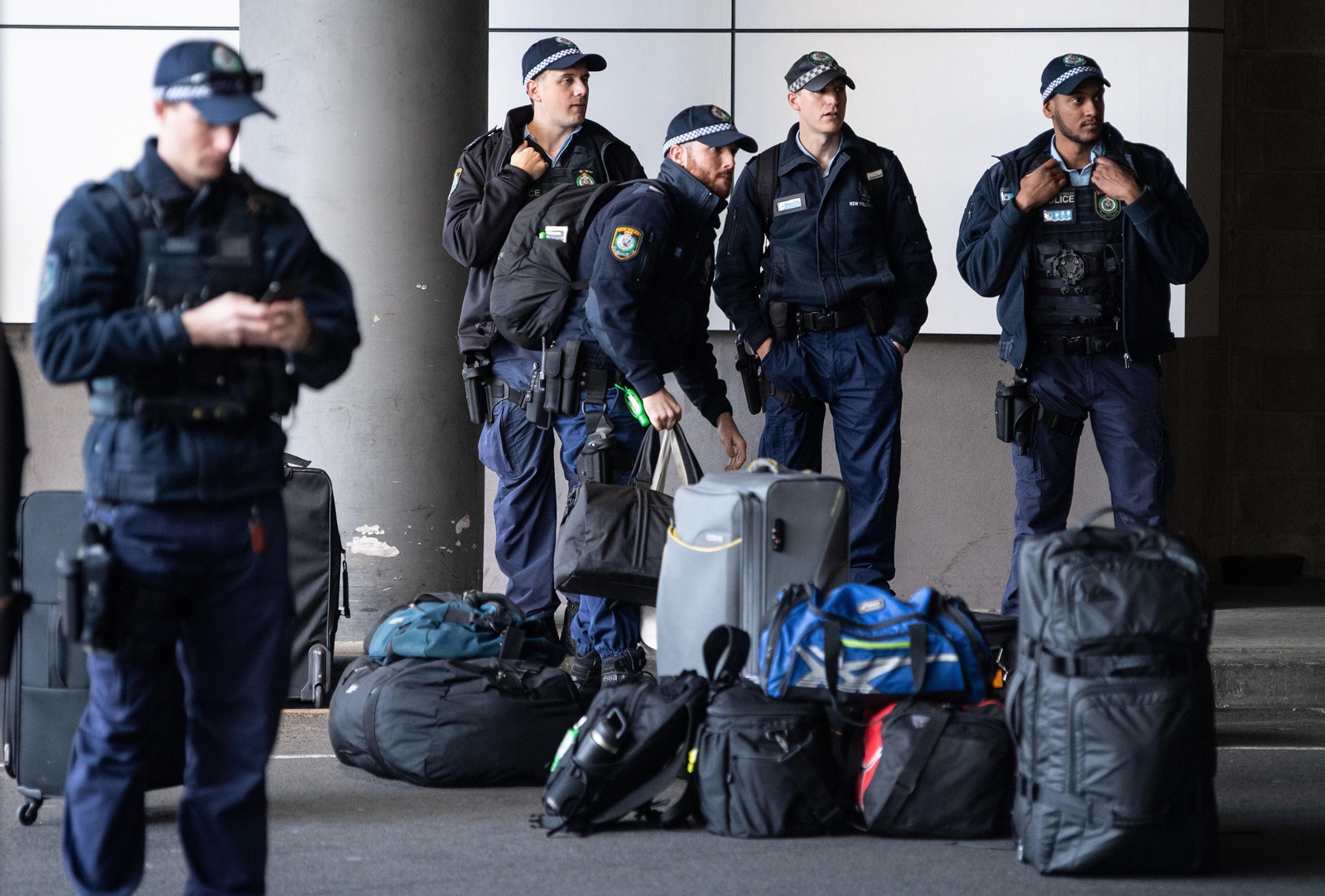 Policías en Melbourne.