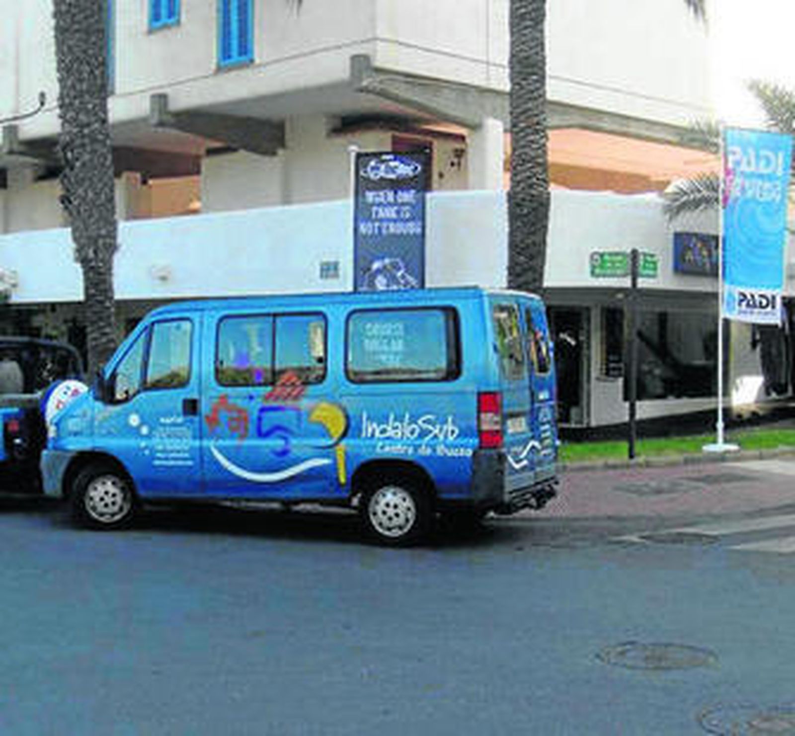 Instalaciones de la empresa, en Aguadulce.