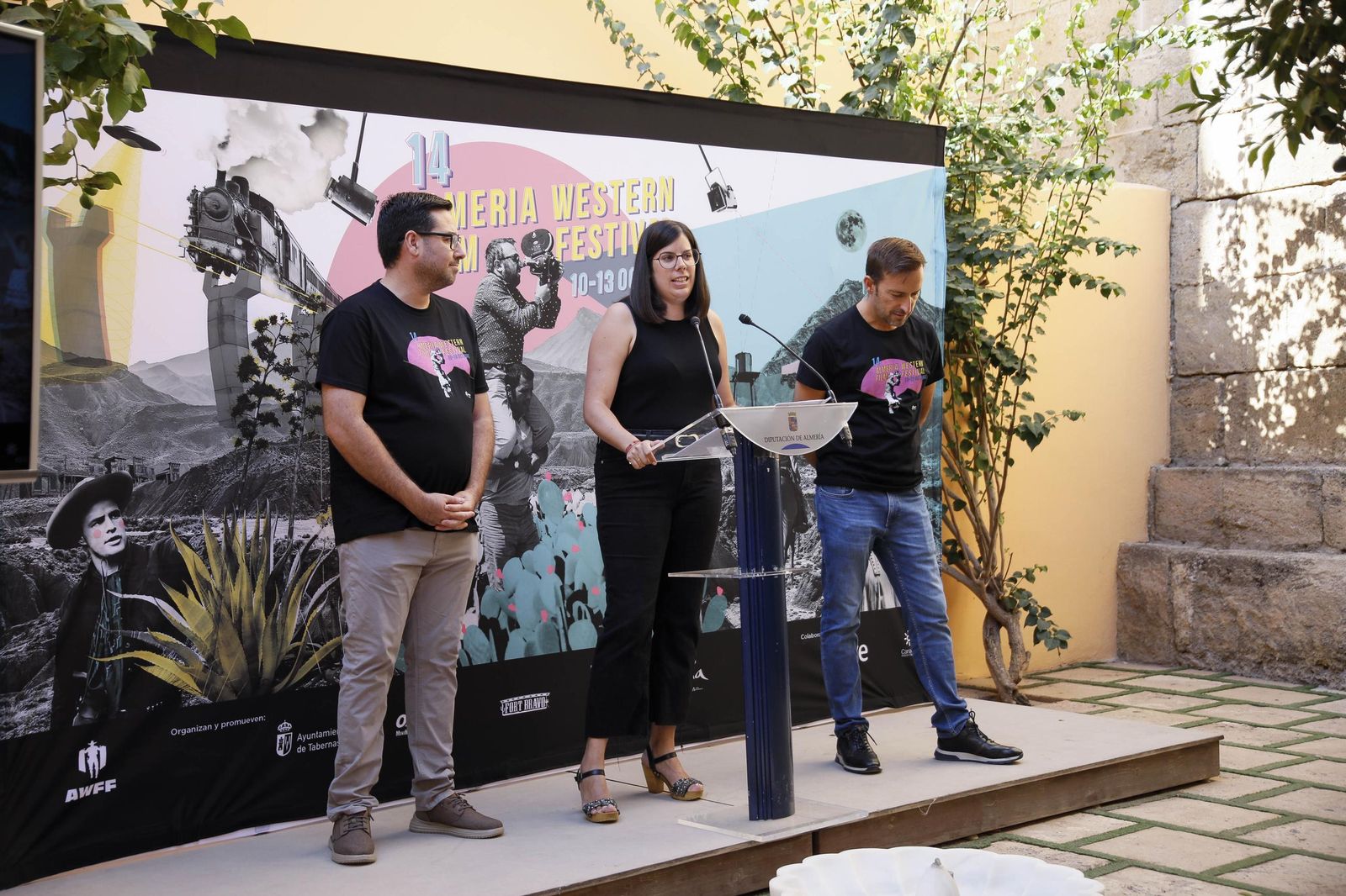 Las imágenes de la presentación de la XIV edición del Almería Western Film Festival