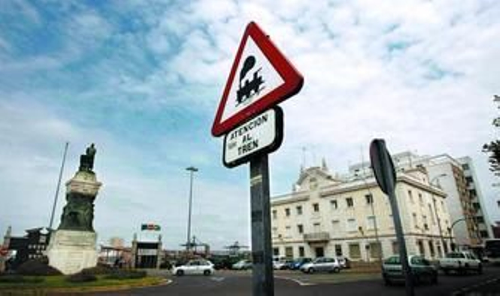 El edificio de la Comandancia de Marina va a ser derribado, tal y como aparece en el convenio.