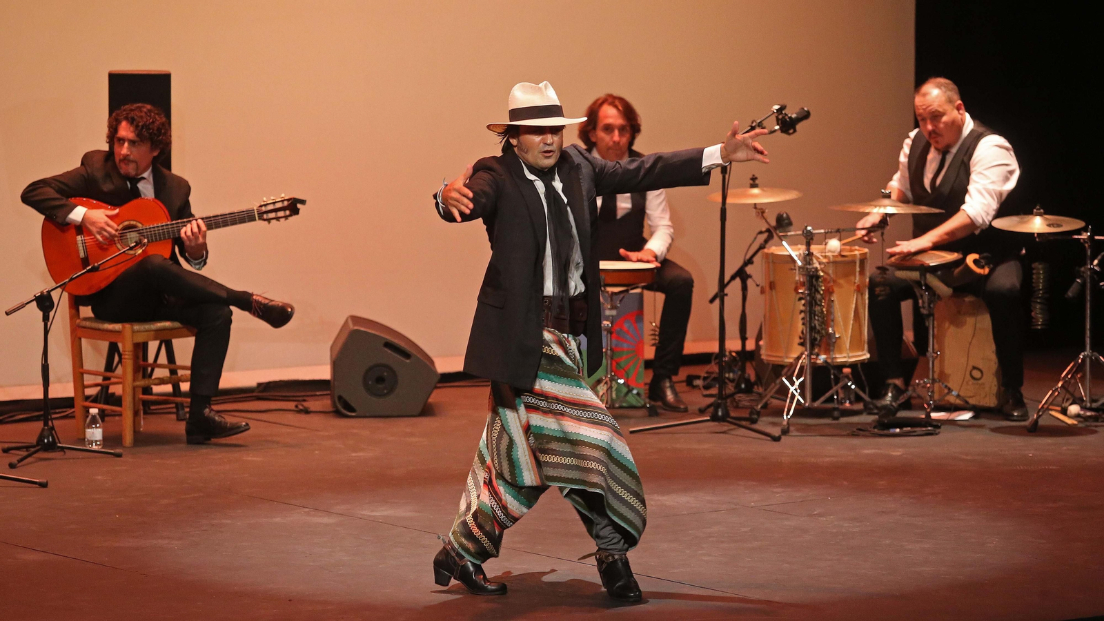 Remedios Amaya triunfa en la tercera noche de la Bienal de San Roque
