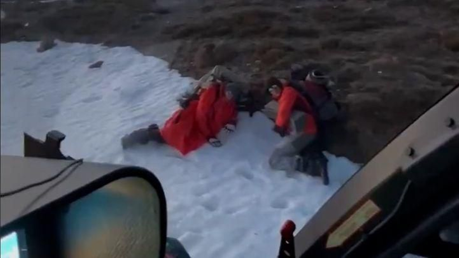 Un momento del rescate Un momento del rescate