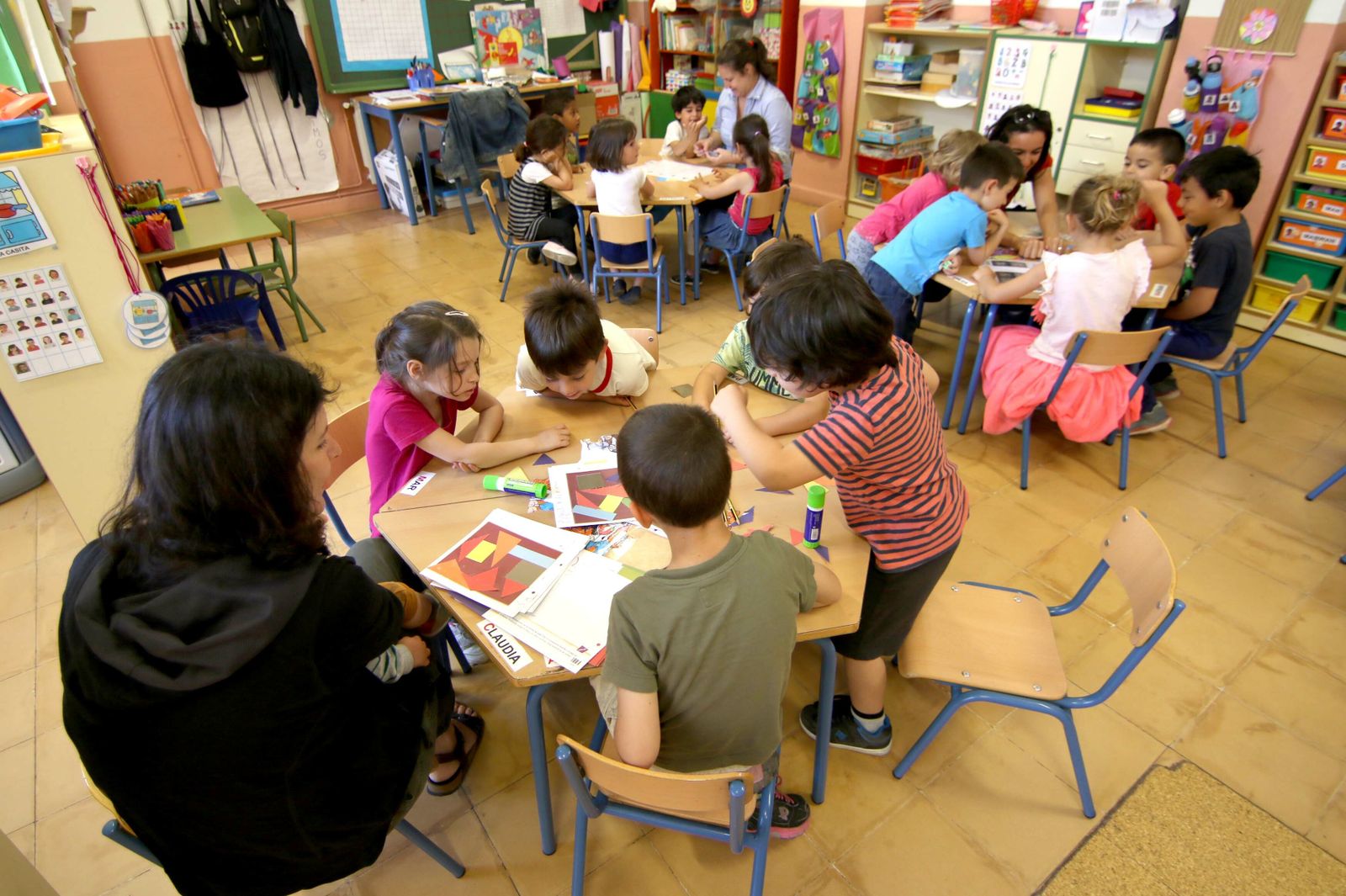 Niños en un colegio
