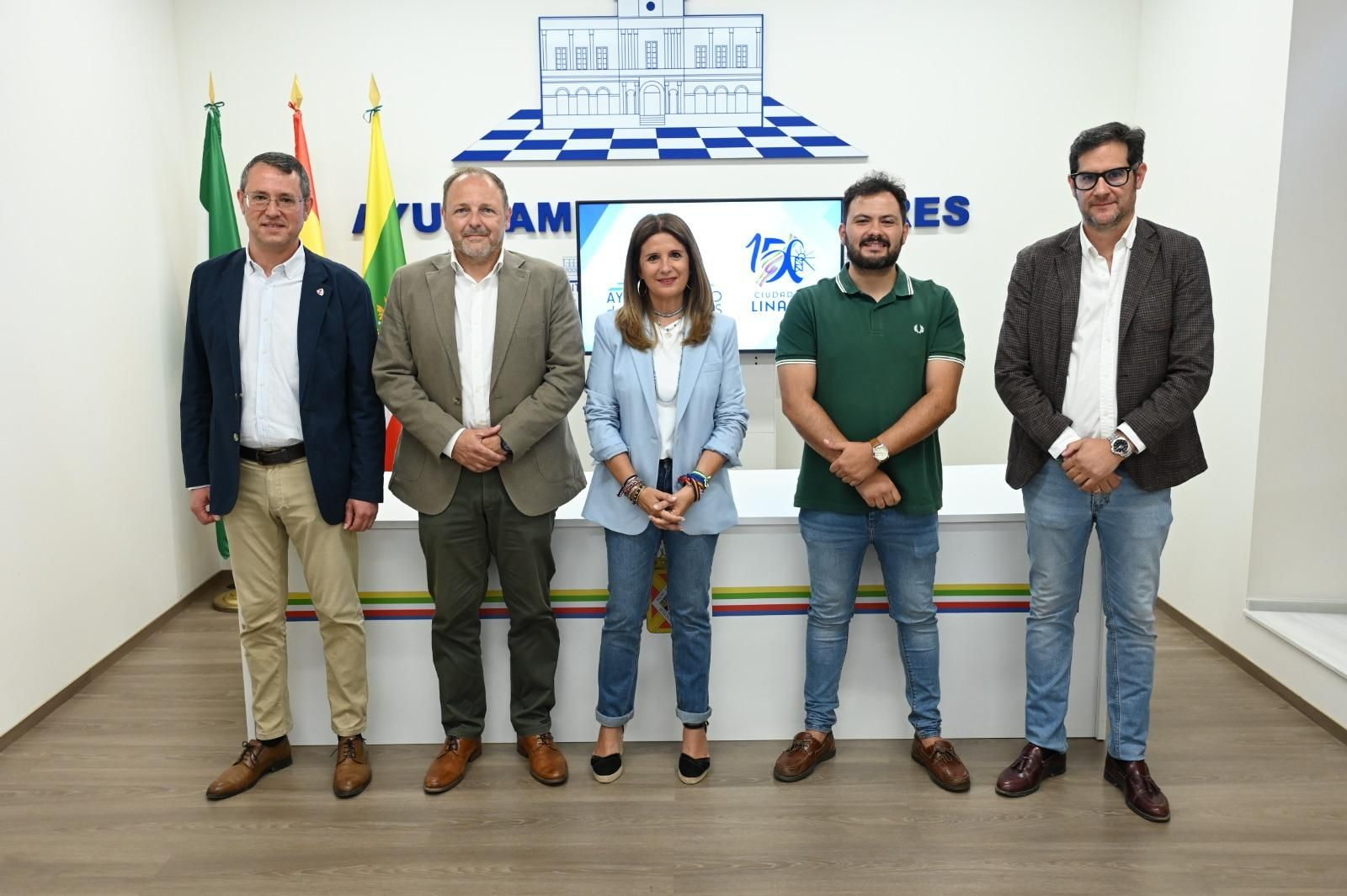 Javier Vallejo, Luis Vera, Auxi del Olmo, Martín de la Torre y Carlos Hita, en la rueda de prensa.