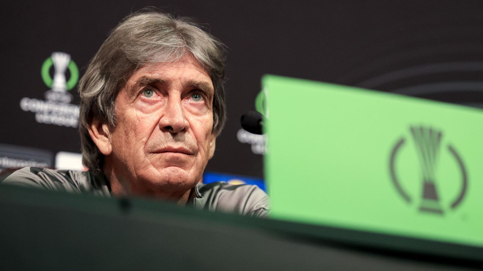 Pellegrini, en la rueda de prensa en el Afonso Henriques de Guimaraes.