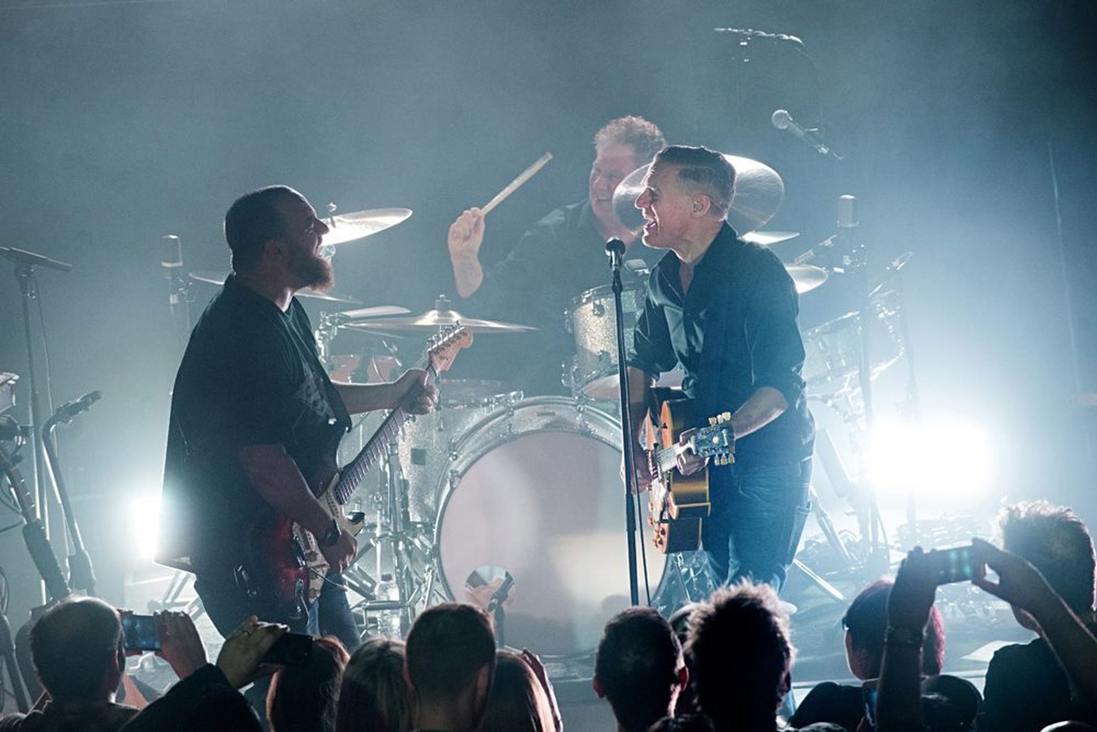 El rock con corazón de Bryan Adams llega al Concert Music Festival