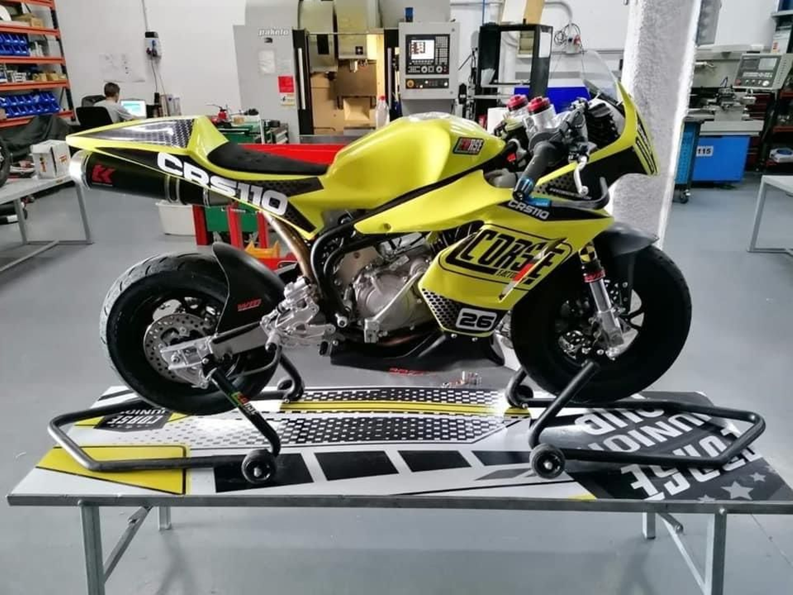 Motocicletas de competición desde Vegas del Genil a los mejores circuitos mundiales