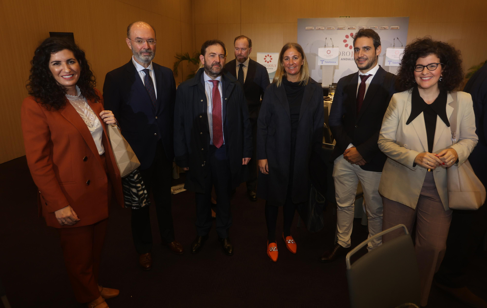 FORO JOLY.  Dña.Carolina España