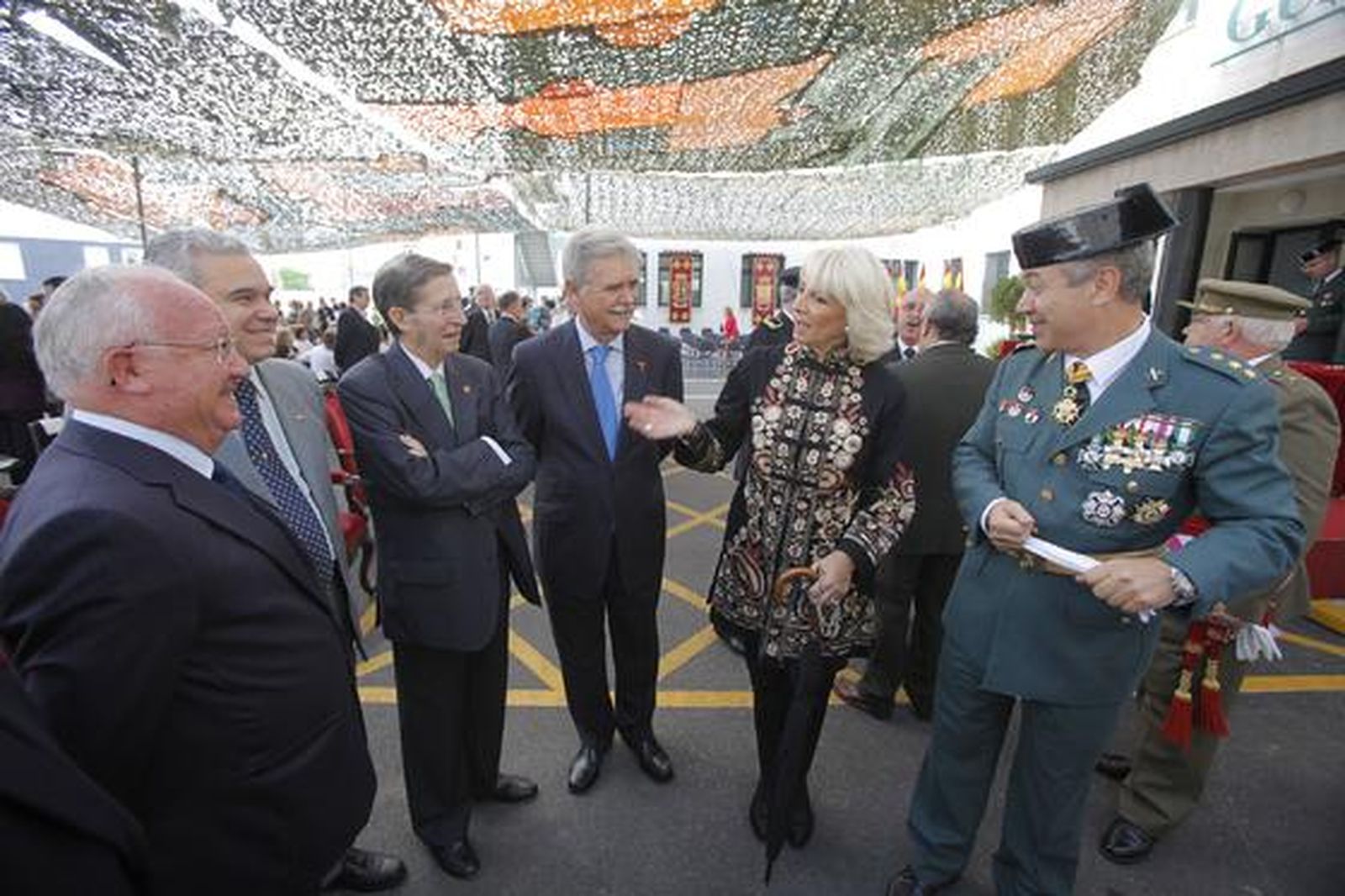 La Comandancia de la Guardia Civil de Cádiz celebra la festividad de su Patrona, la Virgen del Pilar.

Foto: Jesus Marin