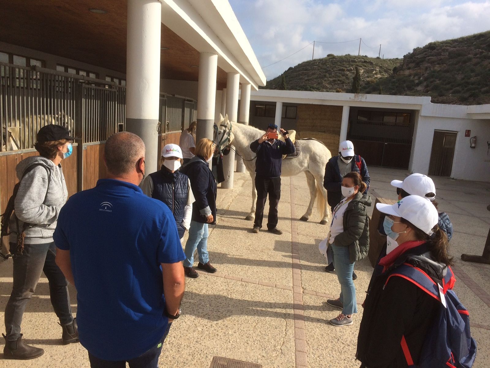 Costa de Almería muestra sus joyas del interior a nueve agencias de viajes andaluzas