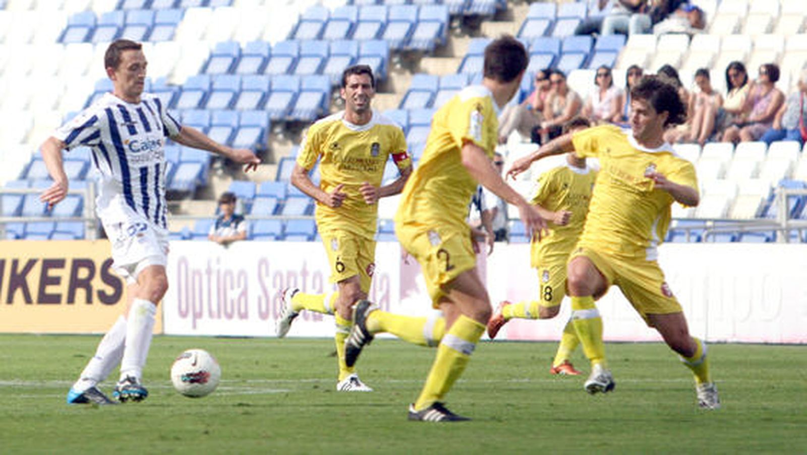 El Recreativo cierra la temporada con una derrota ante el Cartagena.

Foto: Josue Correa