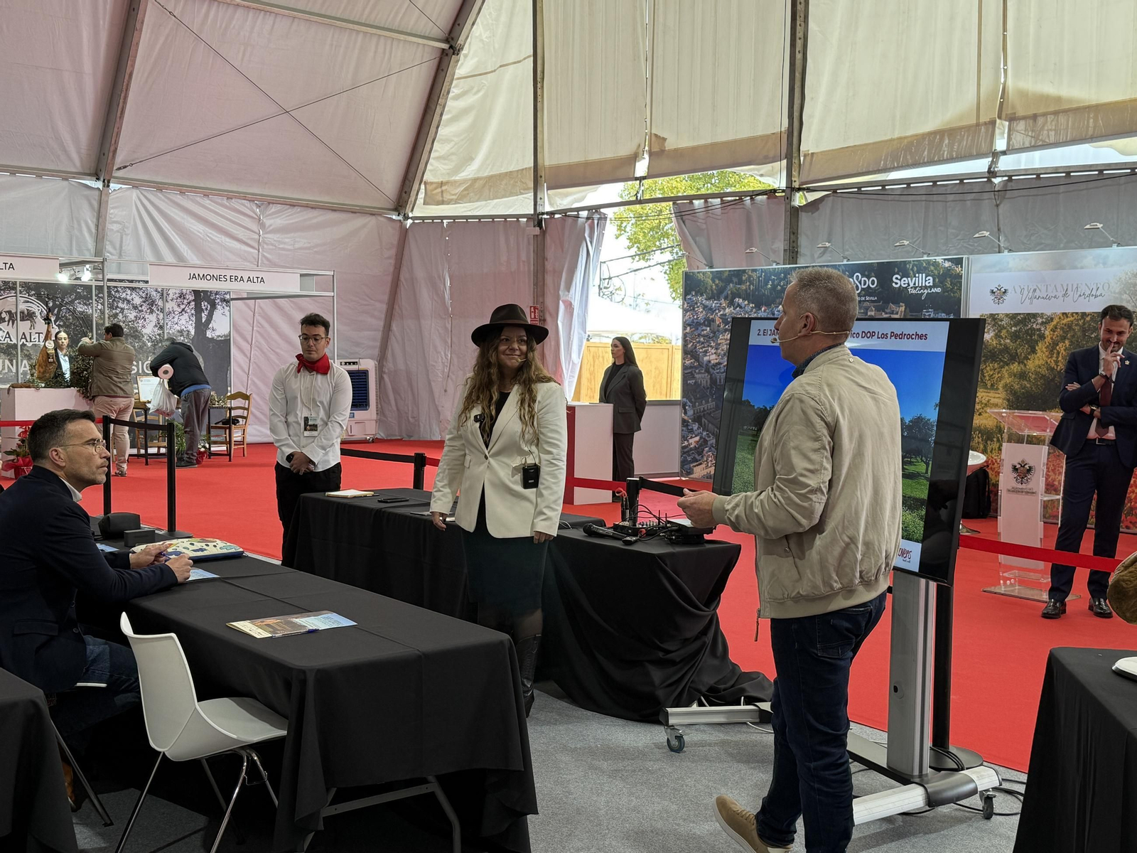 Inauguración de la XXV Feria del Jamón 100% Ibérico de Los Pedroches en Villanueva de Córdoba