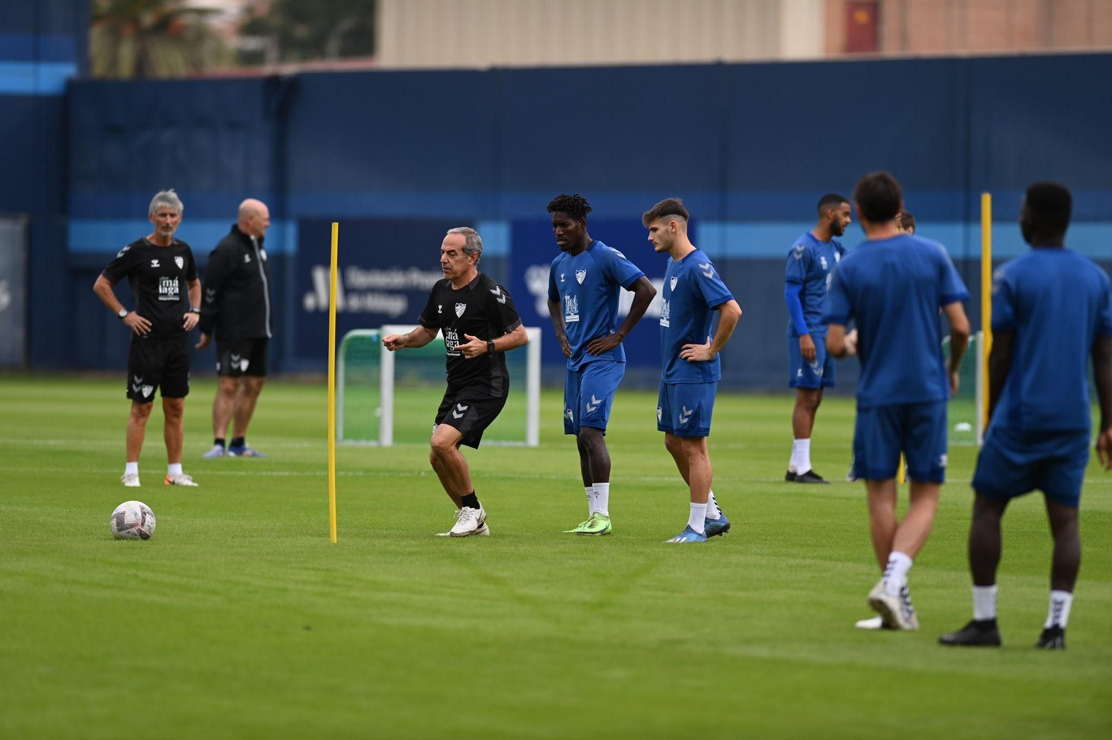 El Málaga CF mastica la derrota entrenando