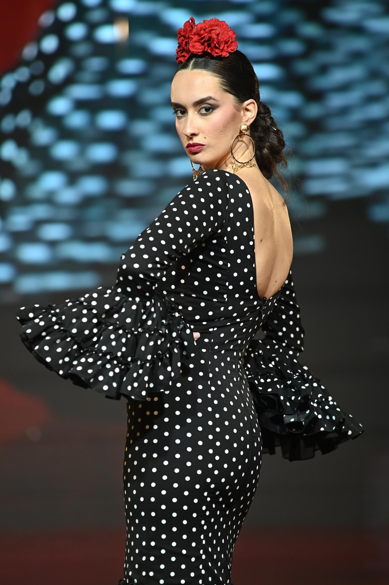 Huelva Flamenca 2025: Desfile De Lunares y Volantes